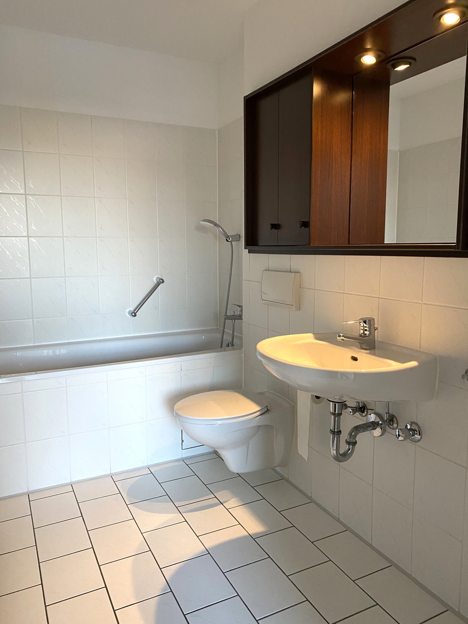 Frisch renovierte 3 Zimmer-Wohnung in Kaarst-Vorst