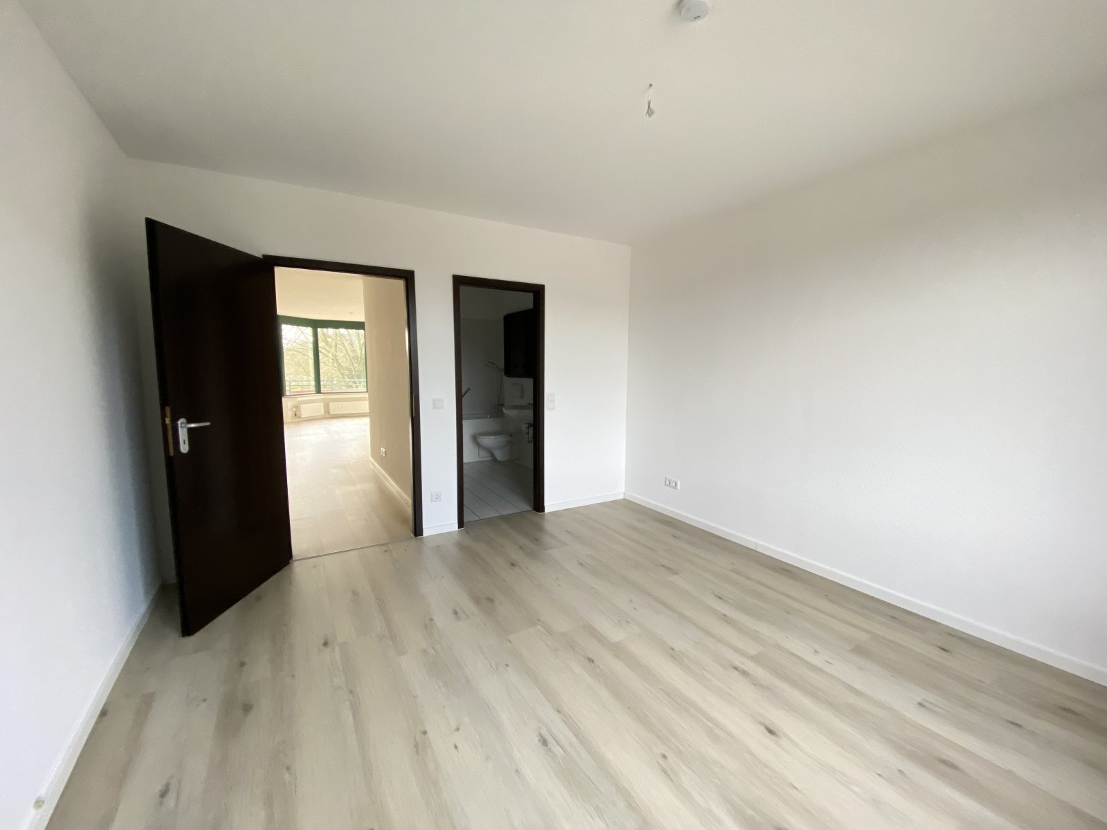 Frisch renovierte 3 Zimmer-Wohnung in Kaarst-Vorst