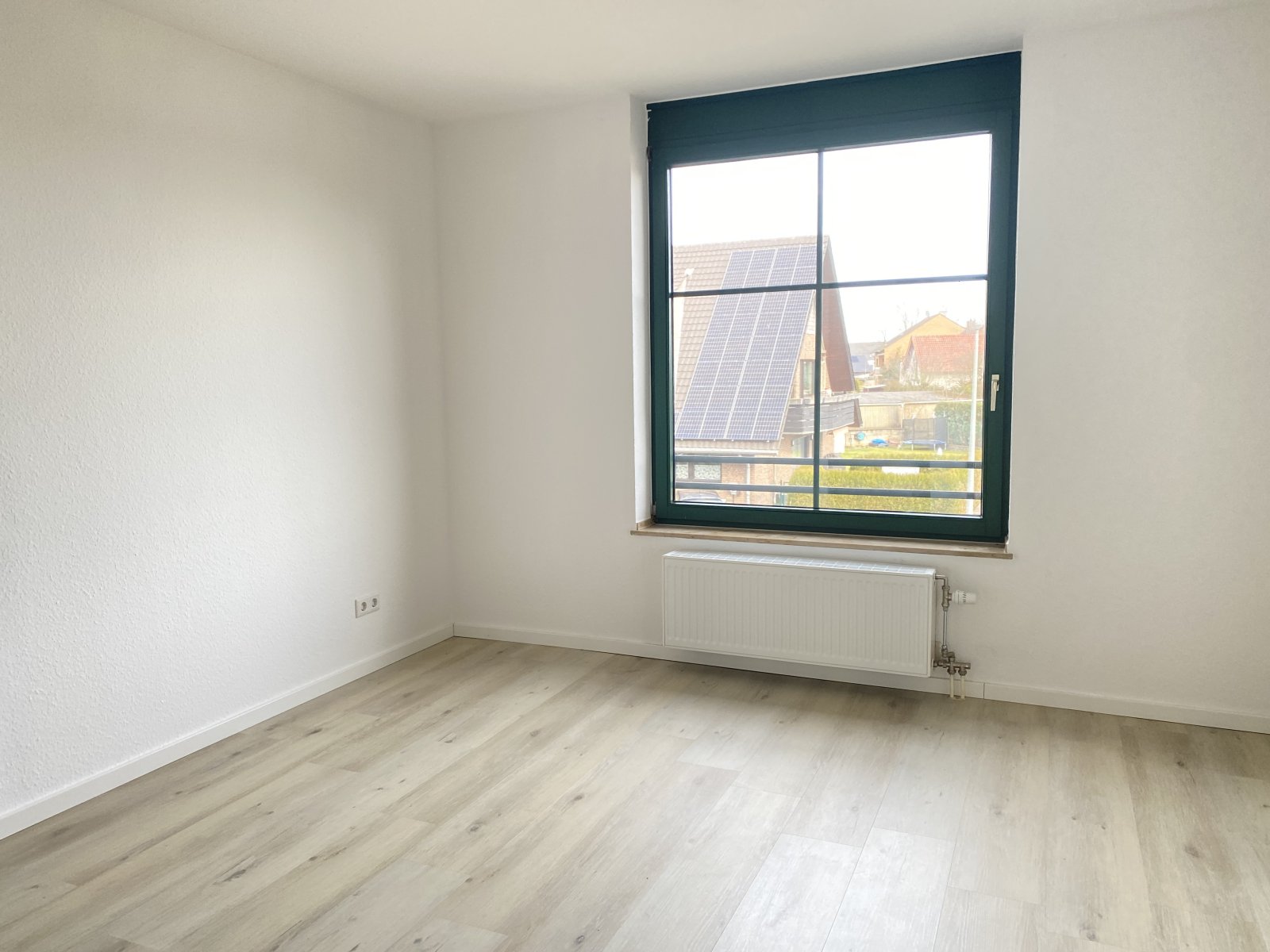 Frisch renovierte 3 Zimmer-Wohnung in Kaarst-Vorst