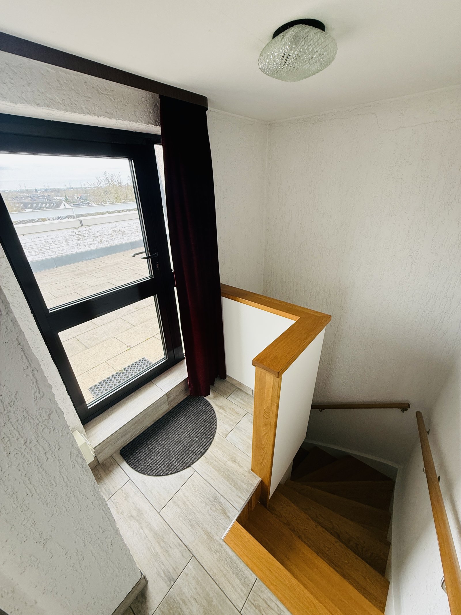 3 Zimmer-Wohnung, große Dachterrasse mit Blick über Kaarst