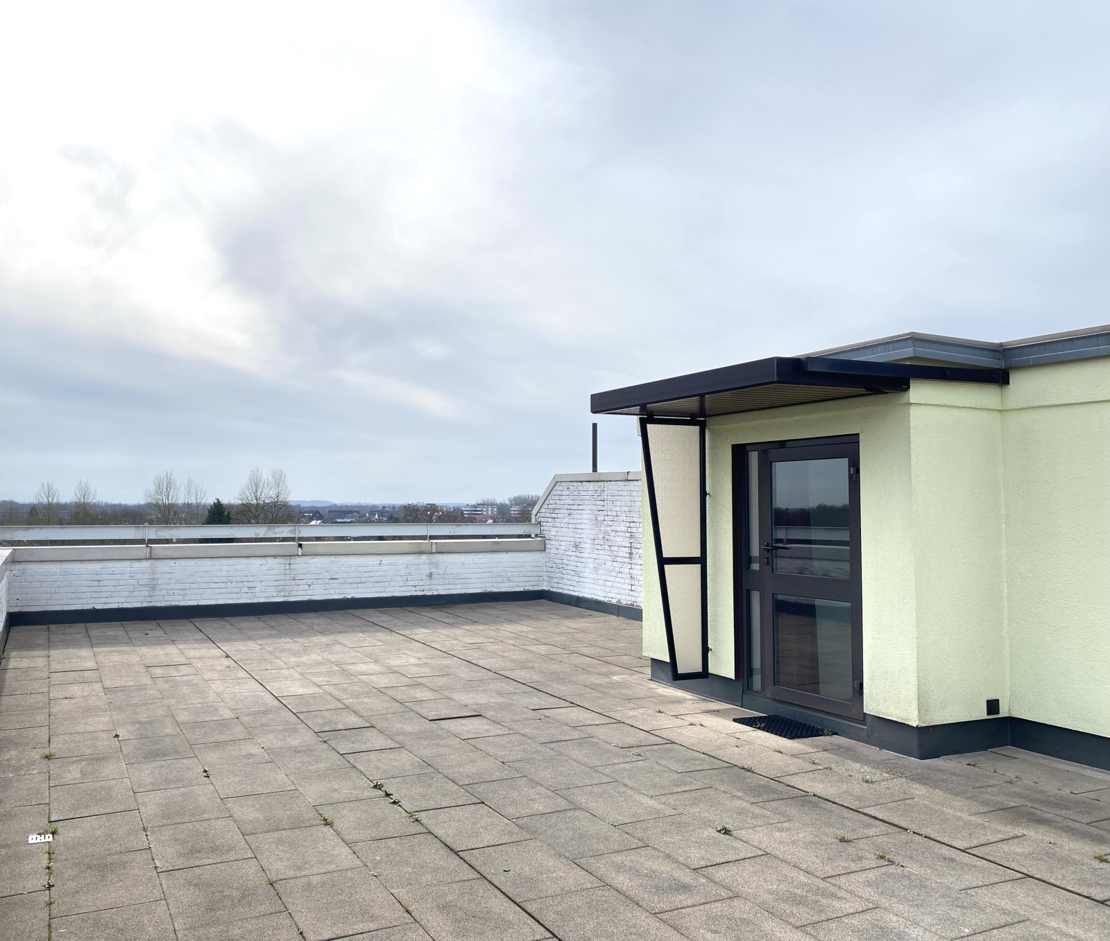 3 Zimmer-Wohnung, große Dachterrasse mit Blick über Kaarst
