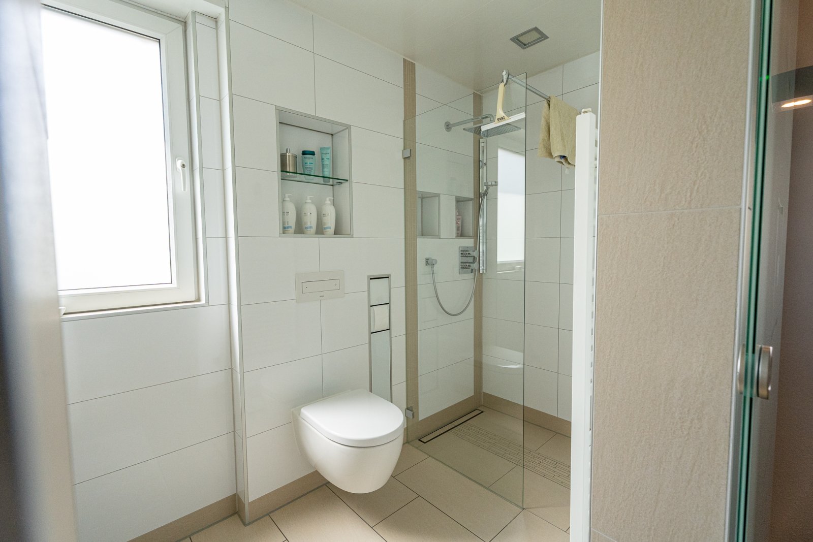 Doppelhaushälfte mit großem Garten in Korschenbroich-Herzbroich