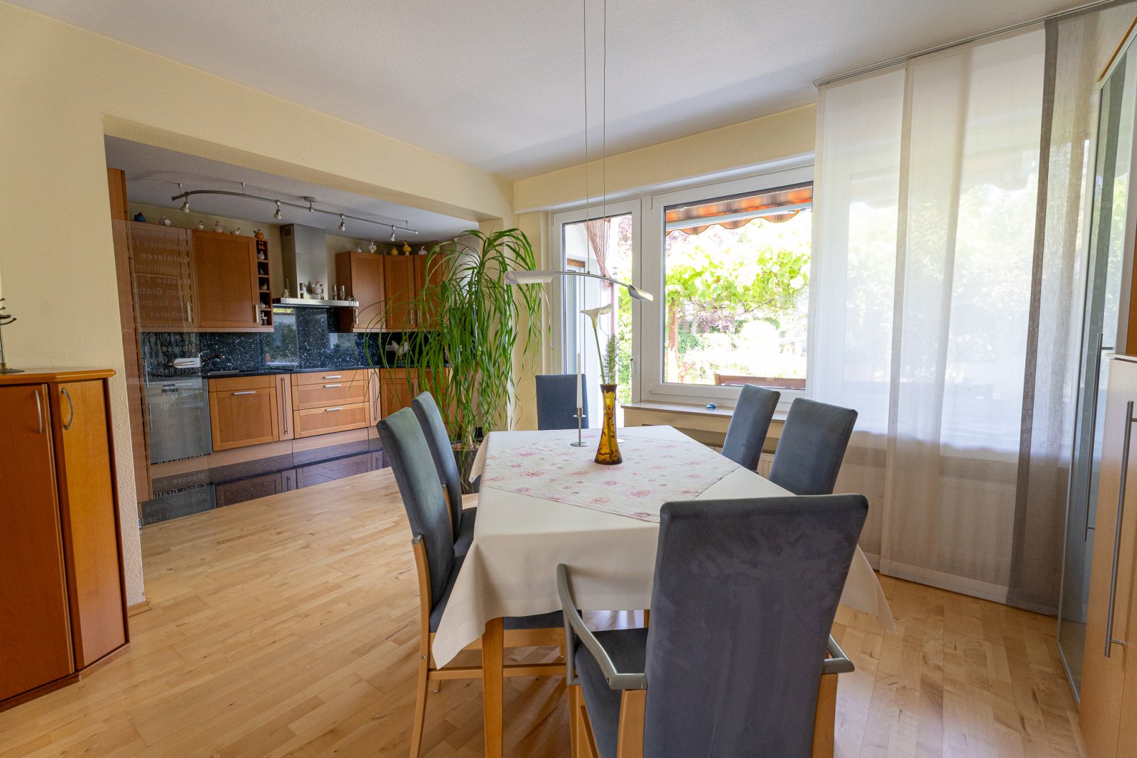 Doppelhaushälfte mit großem Garten in Korschenbroich-Herzbroich