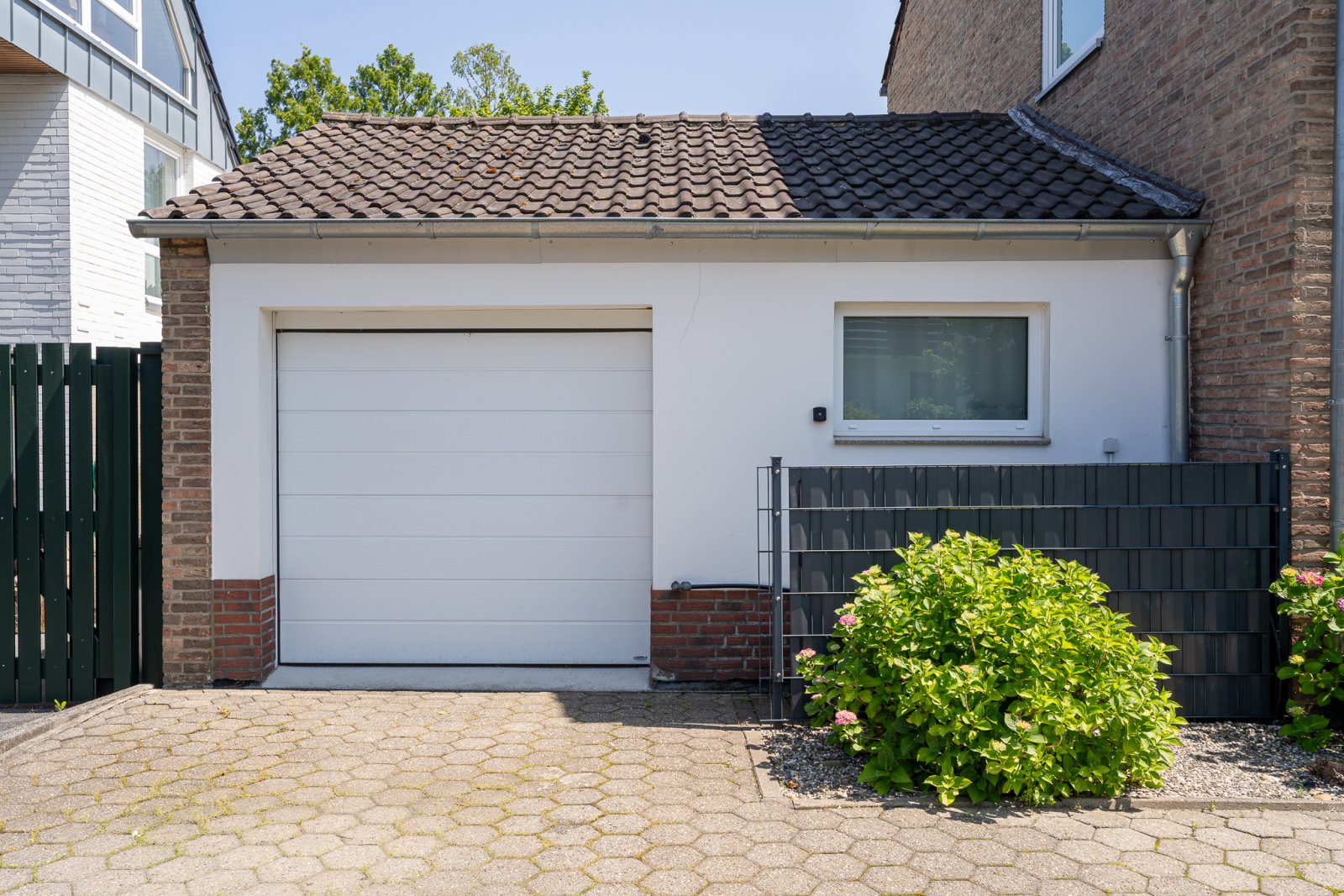Doppelhaushälfte mit großem Garten in Korschenbroich-Herzbroich
