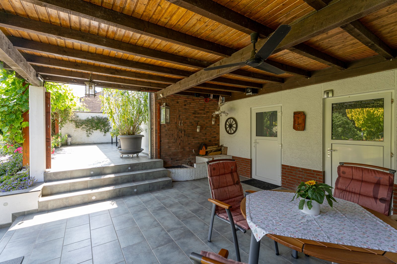 Doppelhaushälfte mit großem Garten in Korschenbroich-Herzbroich