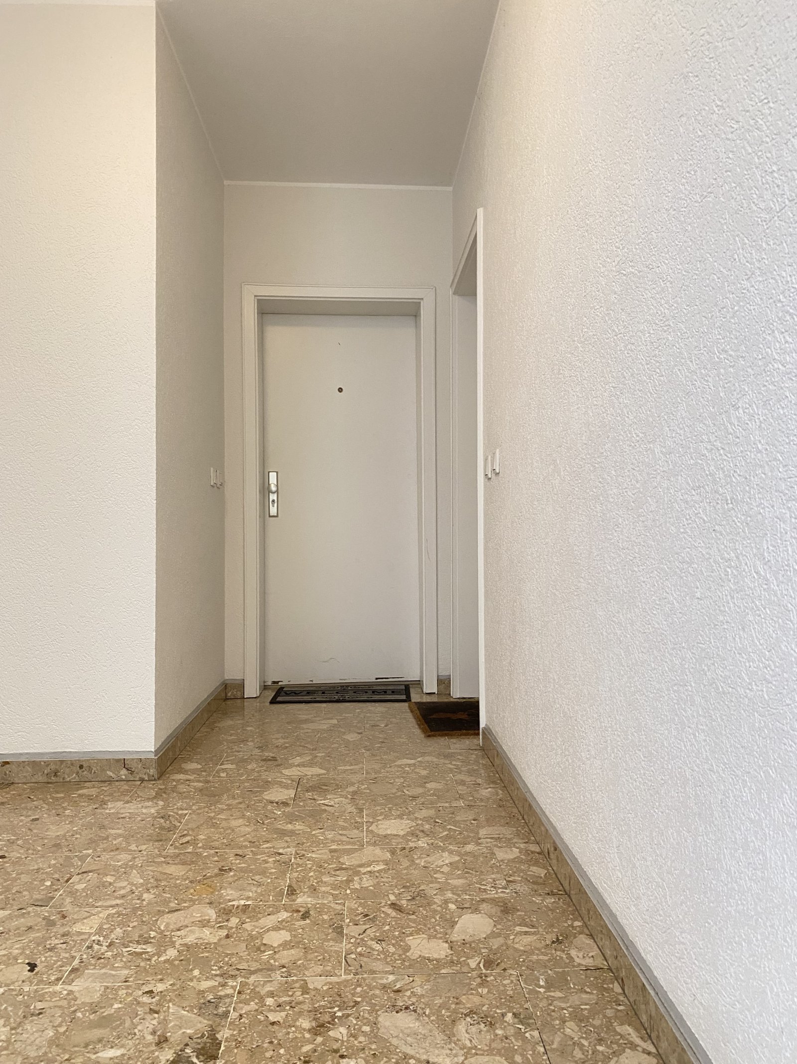 3 Zimmer-Wohnung mit Süd-Balkon in Düsseldorf-Gerresheim