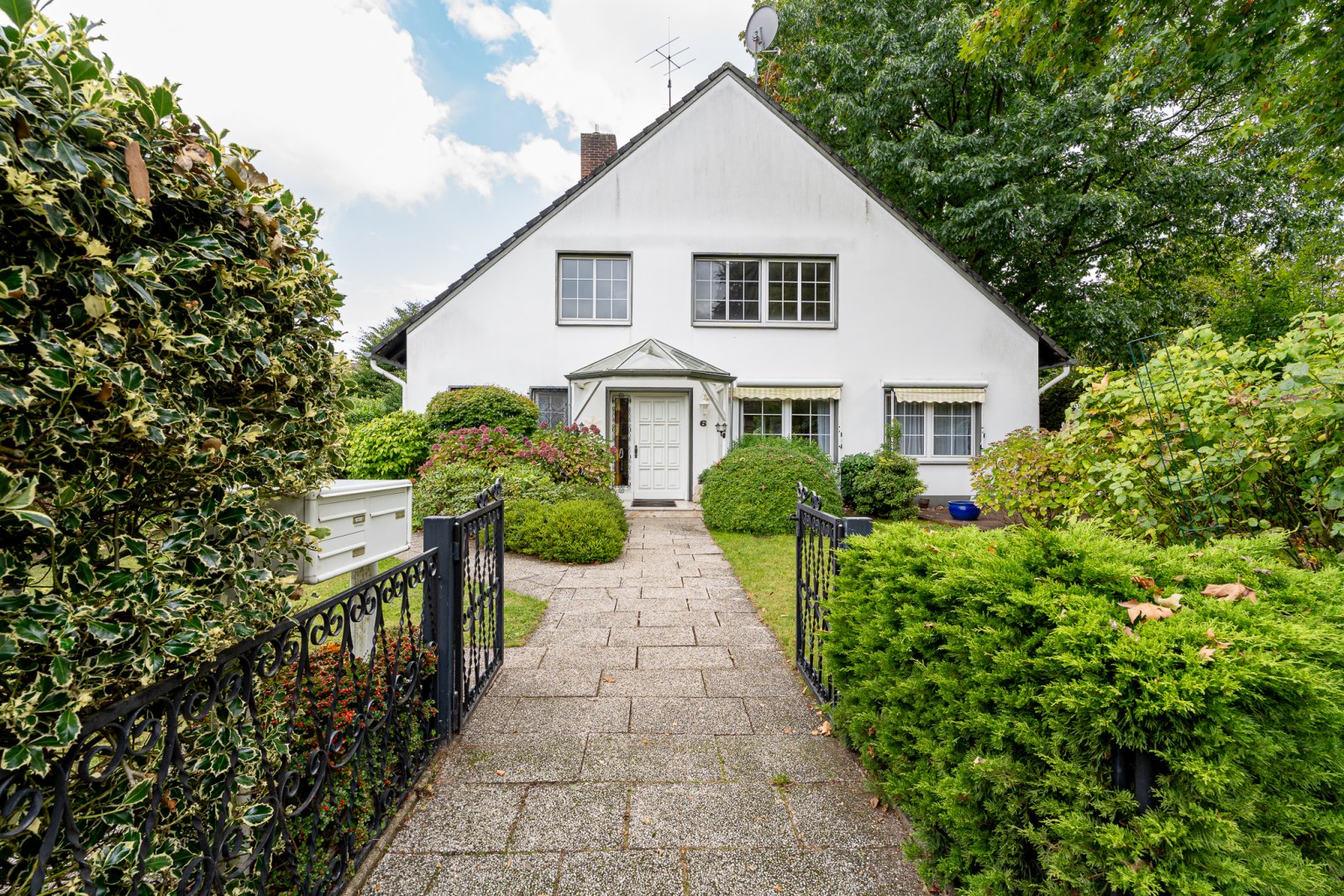 1-3 FH - ruhige Lage - Garage - vielseitig nutzbar & familienfreundlich