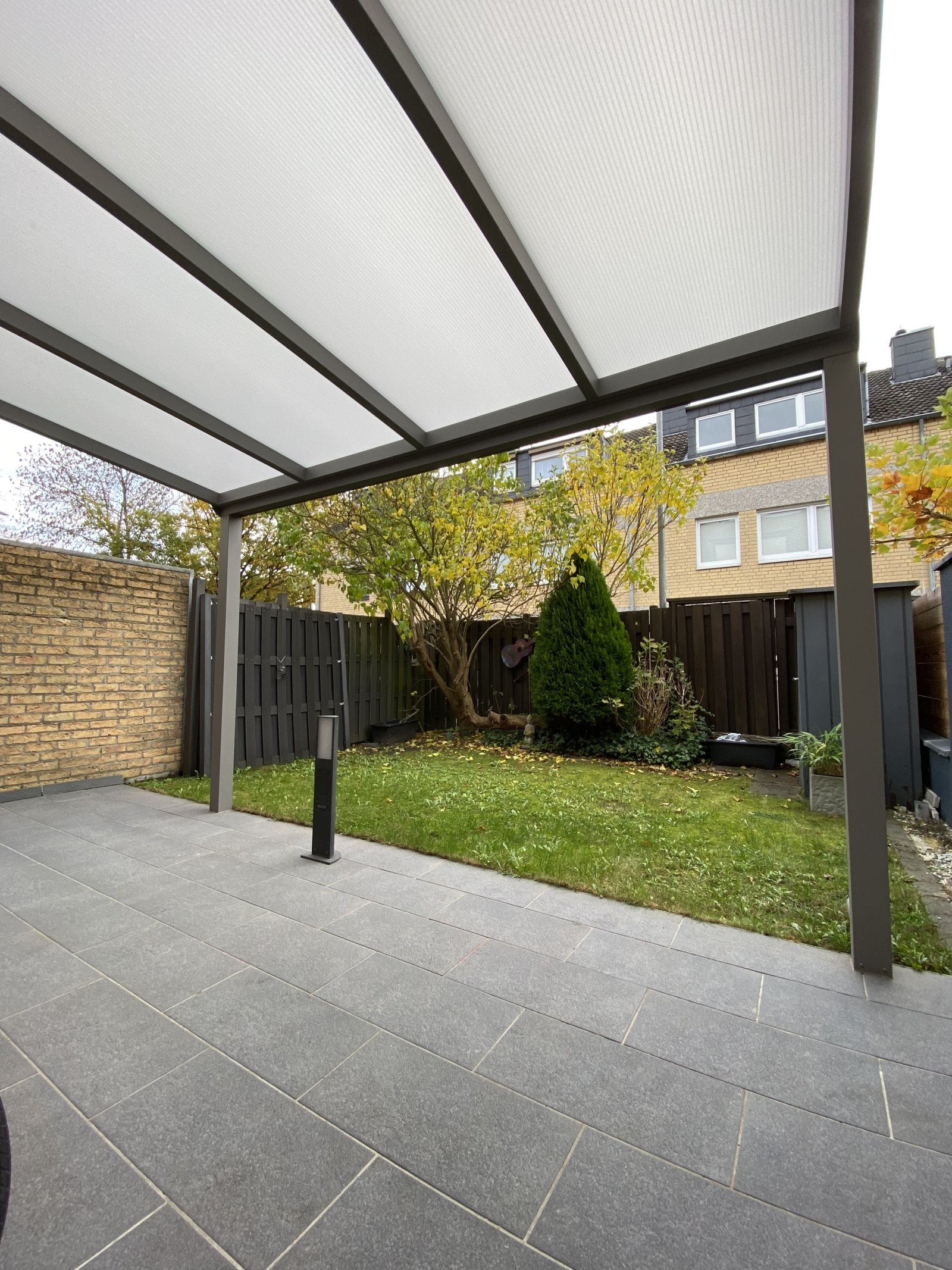 Reihenmittelhaus in Kaarst - ruhige Lage - Garage - Mehrgenerationenwohnen