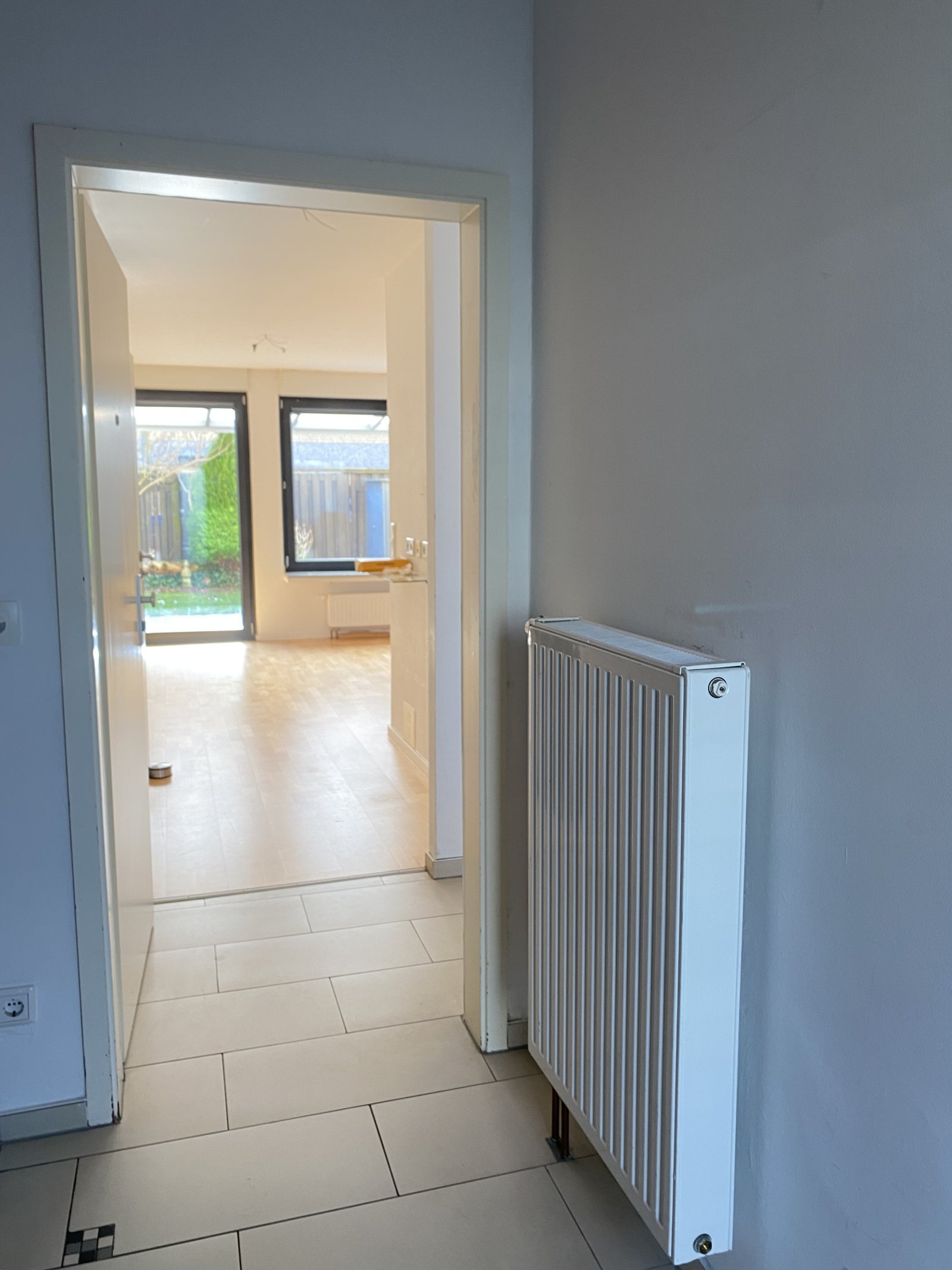 Reihenmittelhaus in Kaarst - ruhige Lage - Garage - Mehrgenerationenwohnen