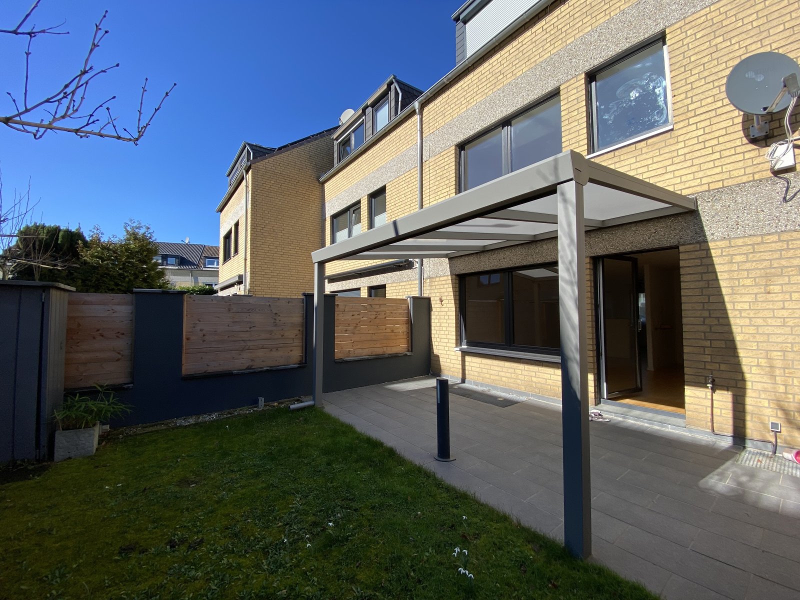 Reihenmittelhaus in Kaarst - ruhige Lage - Garage - Mehrgenerationenwohnen