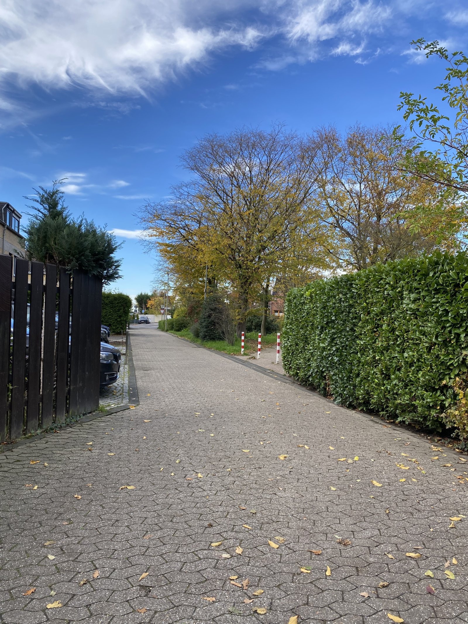 Reihenmittelhaus in Kaarst - ruhige Lage - Garage - Mehrgenerationenwohnen