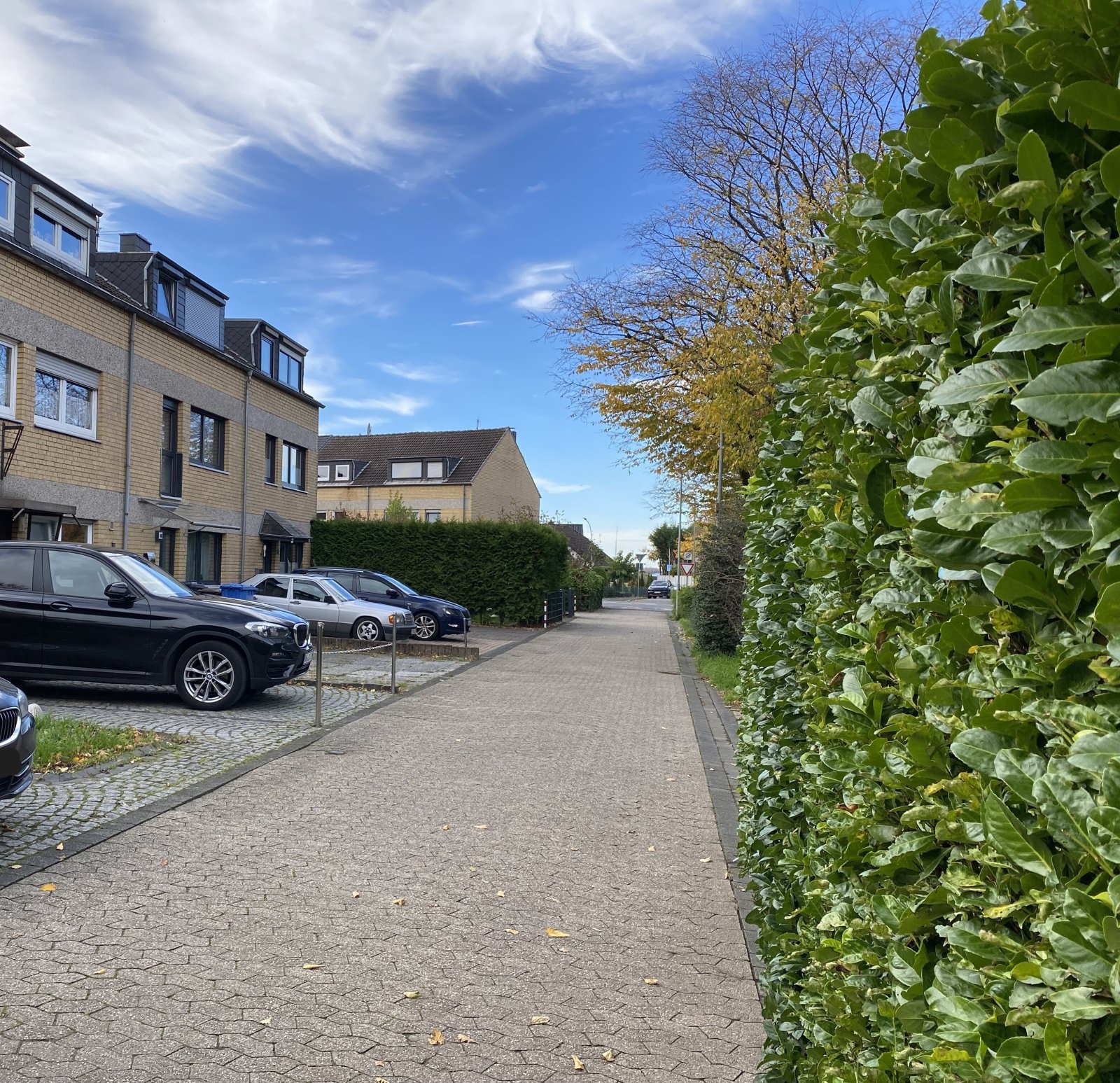 Reihenmittelhaus in Kaarst - ruhige Lage - Garage - Mehrgenerationenwohnen
