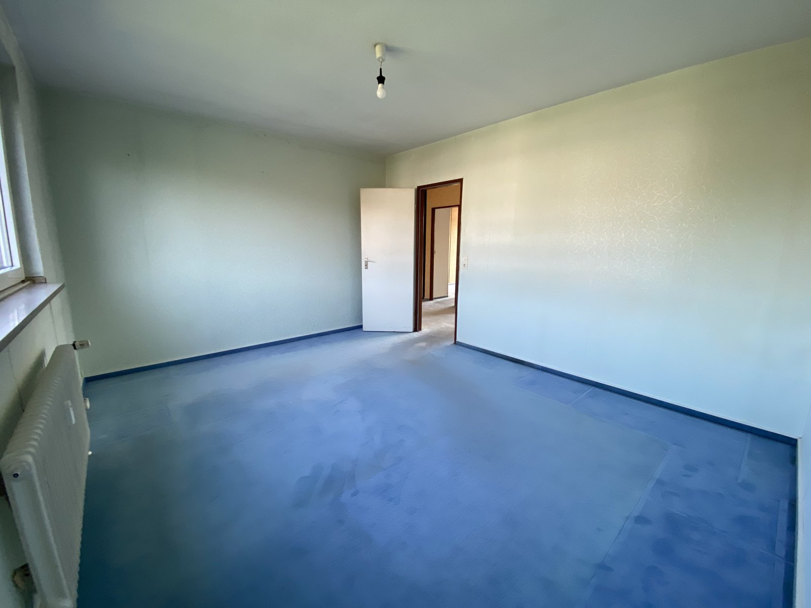 4-Zimmer-Wohnung mit gelungener Raumaufteilung, Neuss- Stadionviertel