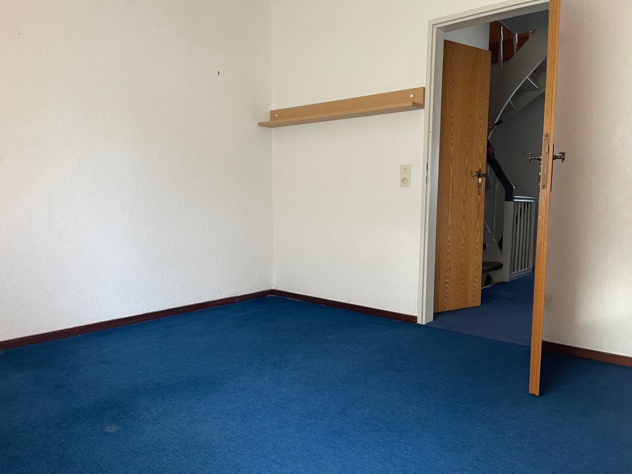 Reihenendhaus mit Potential in Kaarst-Holzbüttgen