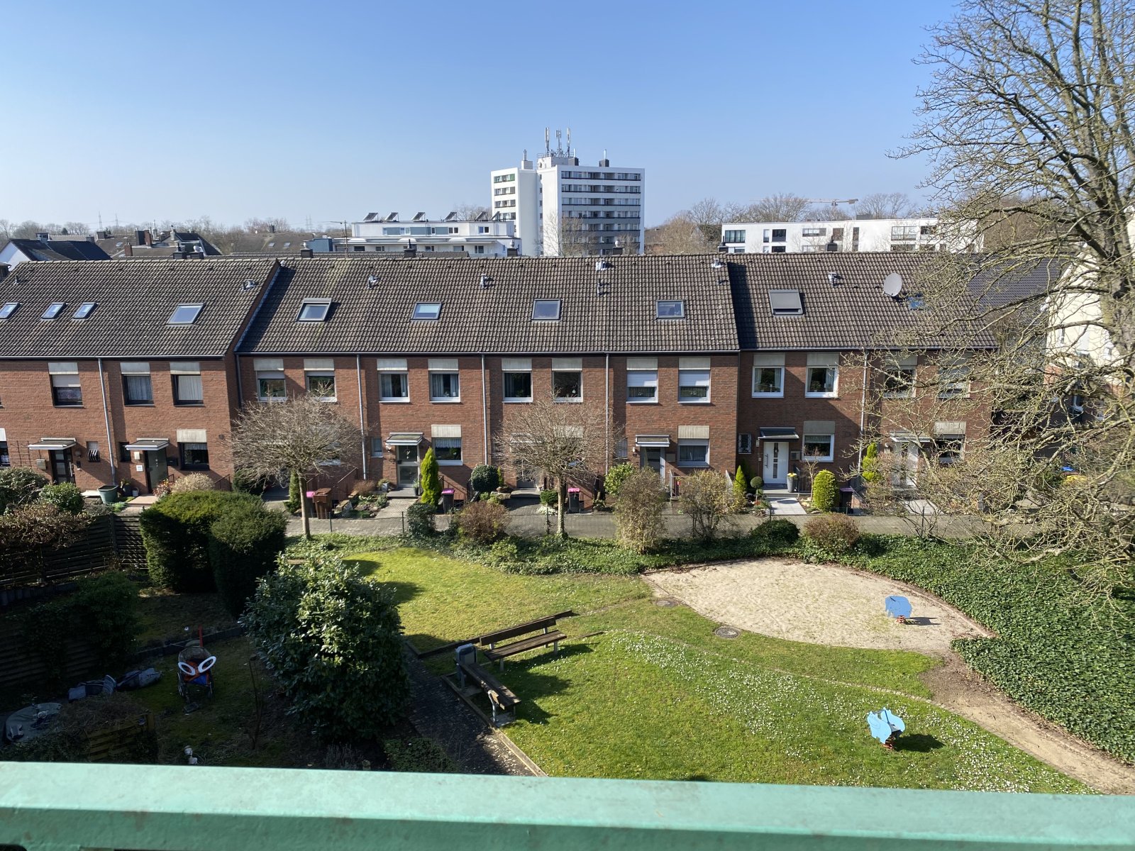 Reduziert! Zentrale Dachgeschosswohnung - Neuss Furth