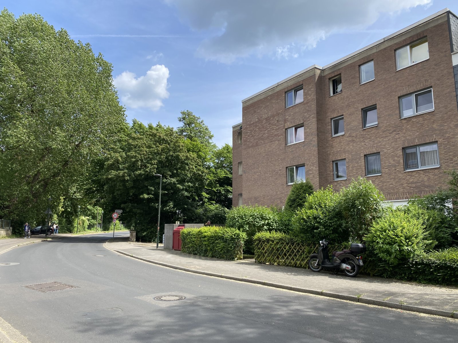 Düsseldorf: 3 Zimmer-Wohnung mit Süd-Balkon in Düsseldorf-Gerresheim 