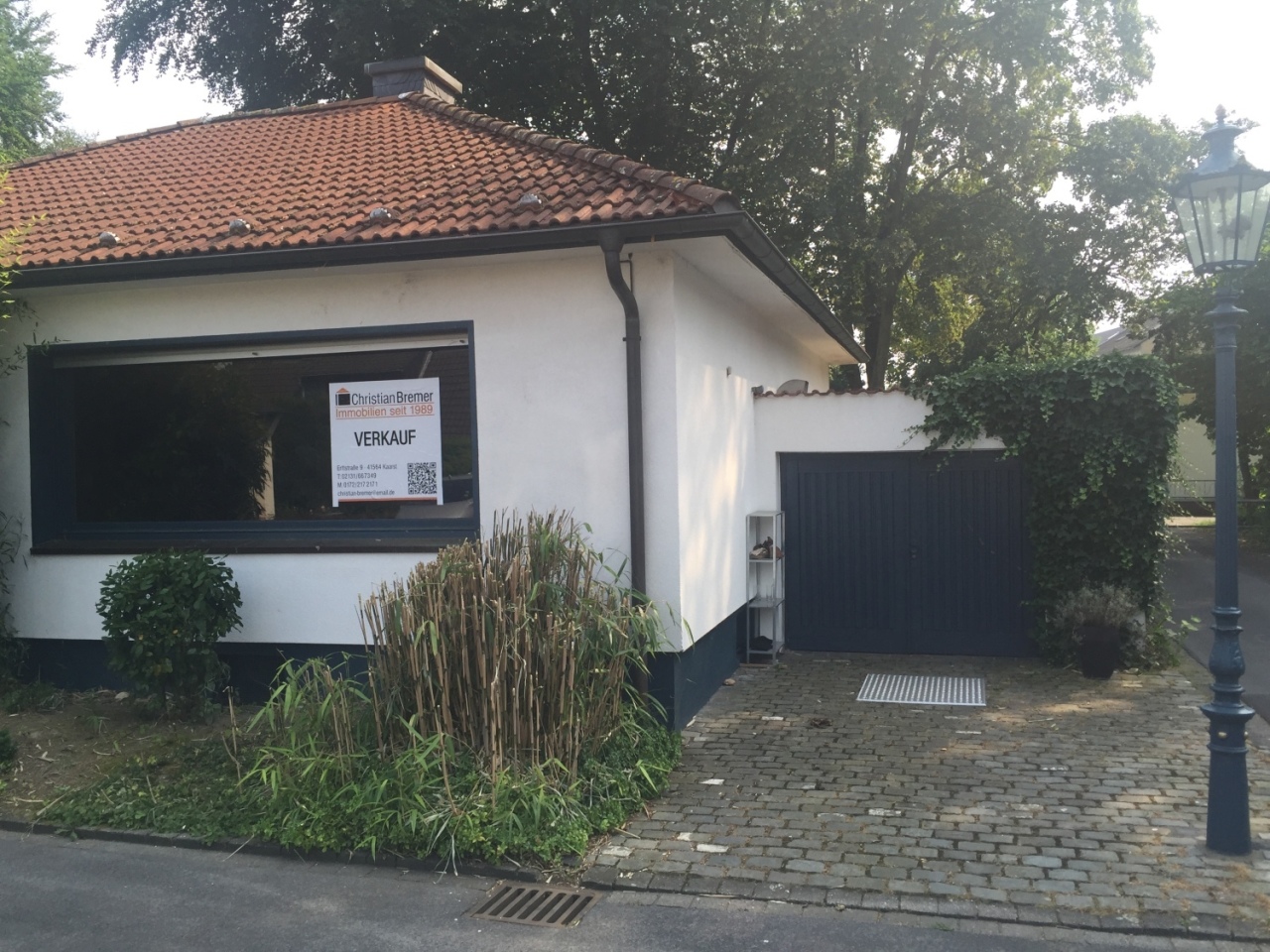 Kaarst: Bungalow, 1FH, freistehend, Doppelgarage 