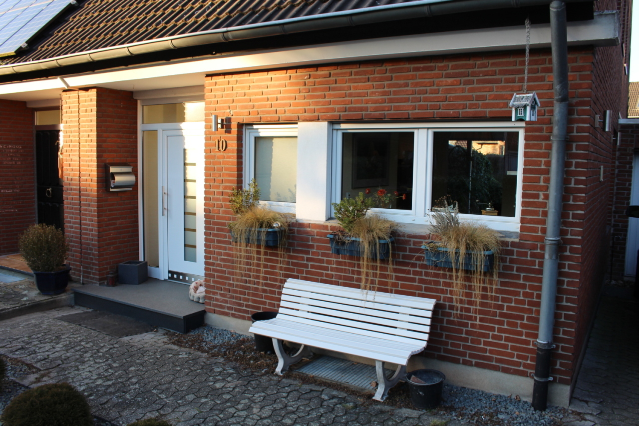 Meerbusch: DHH ideal für Paare und kleine Familien, absolut ruhig, Bösinghoven 