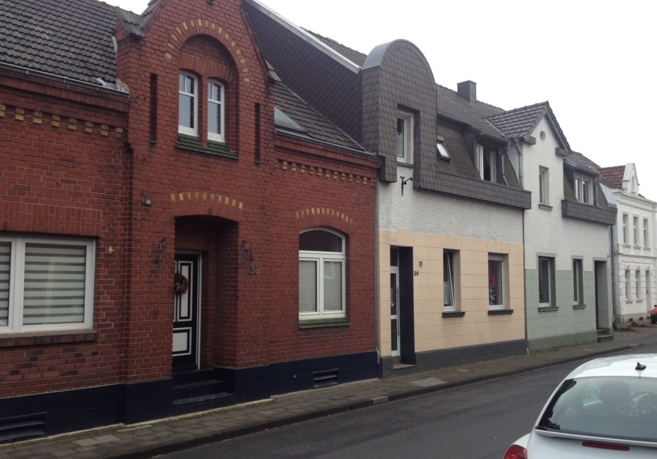 Kaarst: Top saniertes 1FH mit viel Ausbaureserve – müssen Sie sich anschauen! 